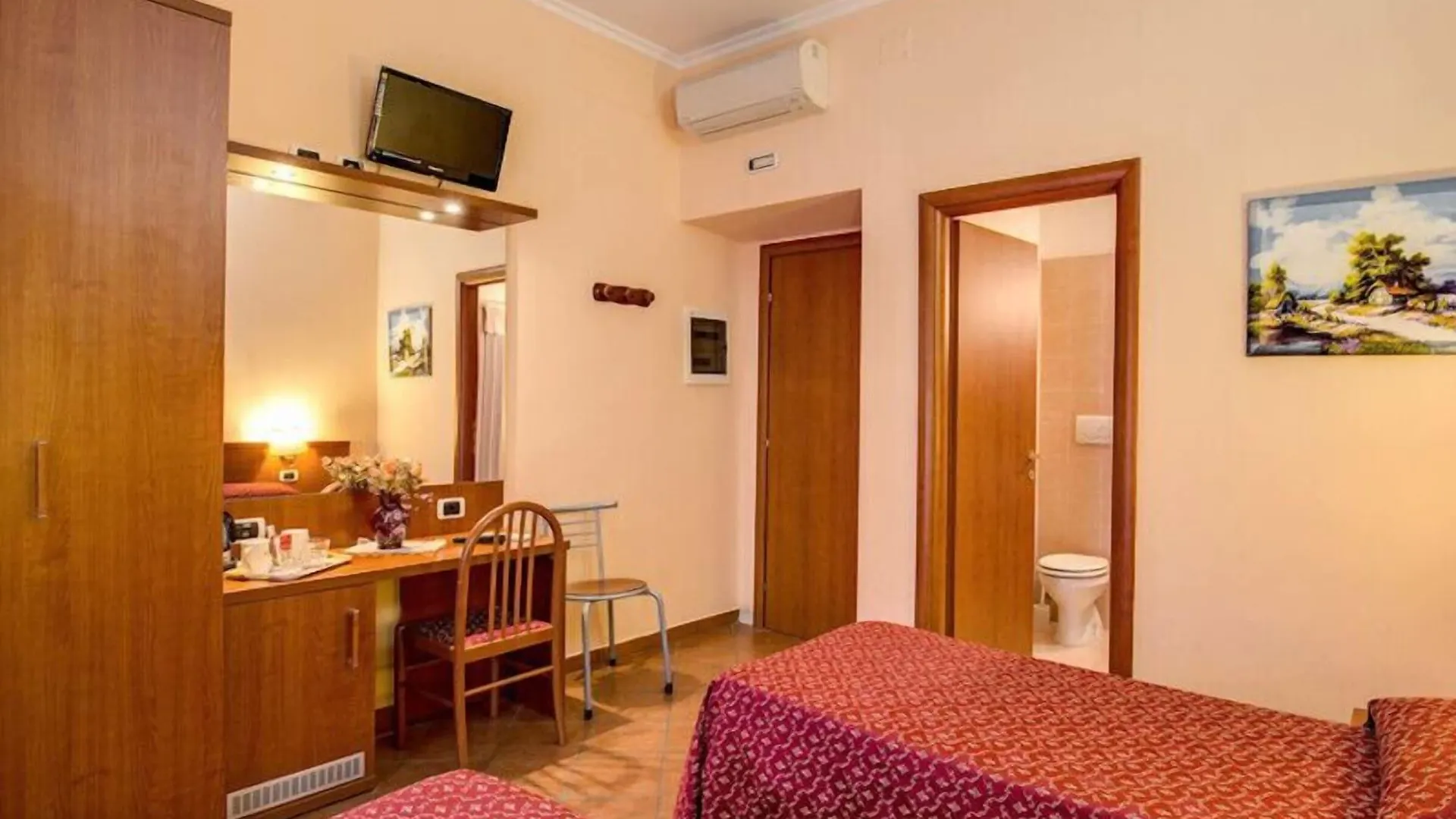 Giovy Bed & Breakfast Rome 2*,