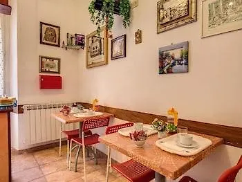 Giovy Bed & Breakfast Rome 2*,